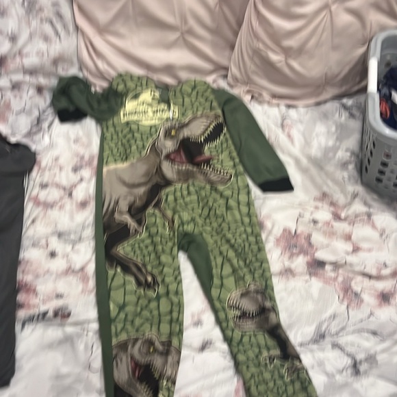 jurassic park dinosaur onesie with hoodie hood boys size 8 - Picture 4 of 4